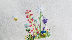 Die Kunst des Blumenstickens