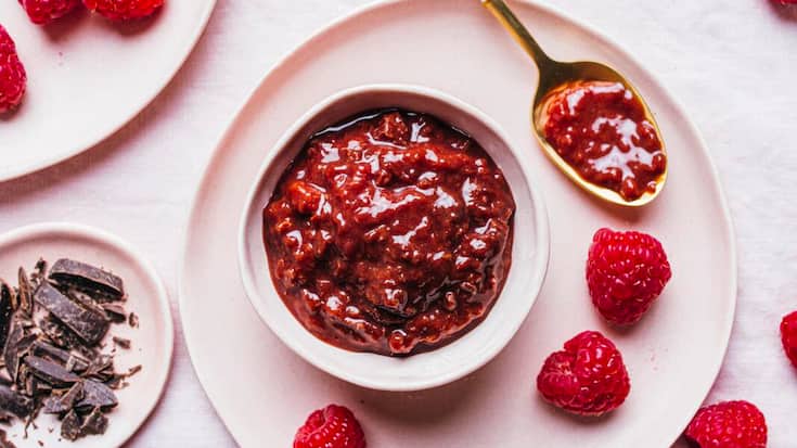 Himbeer-Orangen-Konfitüre mit dunkler Schokolade