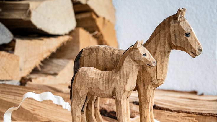 Bauernhoftiere schnitzen «Pferd & Fohlen»