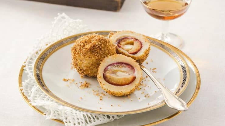 Zwetschgen-Marzipan-Knödel