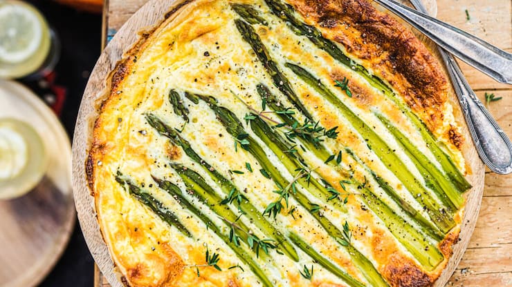 Spargelquiche aus «Zeit für Picknick»