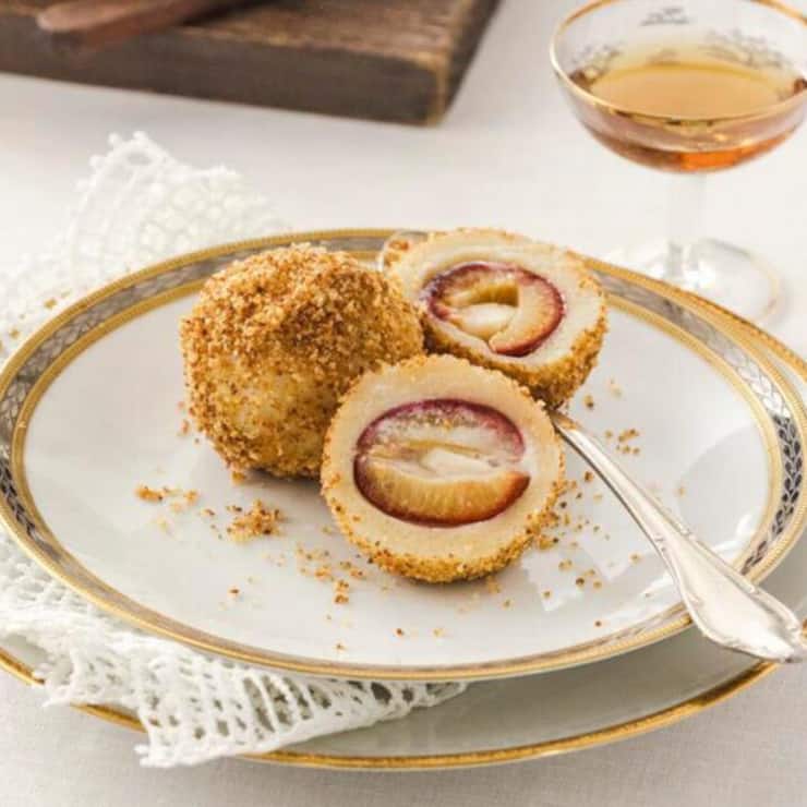 Zwetschgen-Marzipan-Knödel