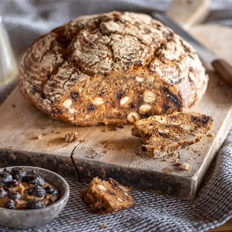 Haselnussbrot